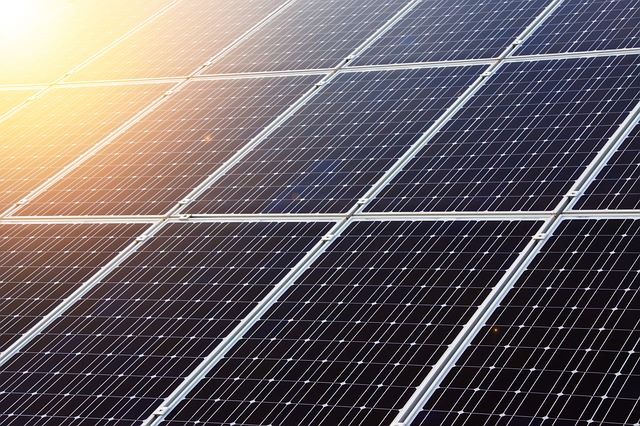 Solarmodule, die mit einem Commerzbank Modernisierungskredit erworben werden konnten